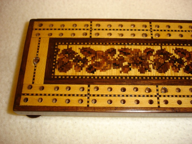 Tunbridge Ware Cribbage Board With Flowers