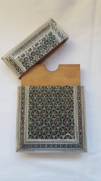 Fantastic Sadeli Card Case