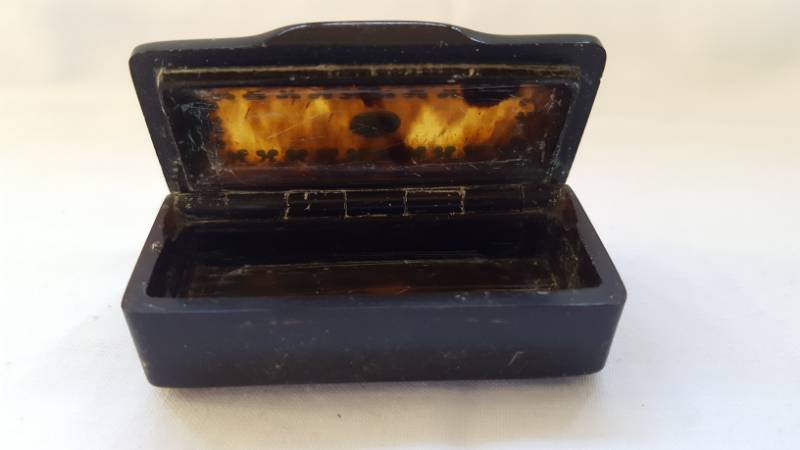 Georgian Tortoiseshell Snuff Box