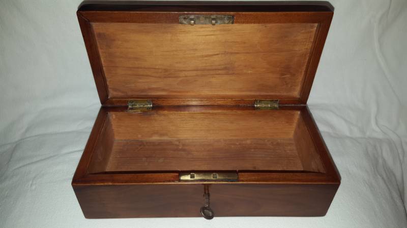 Muckcross Abbey Killarney Ware & Tunbridge Ware