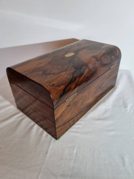 Victorian Rosewood Extensive Games Compendium 